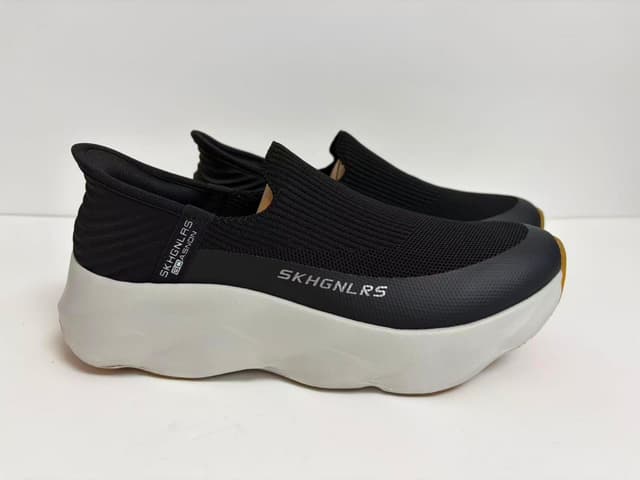 MENS SPORT SHOES FOOT MASSAGE SOLE